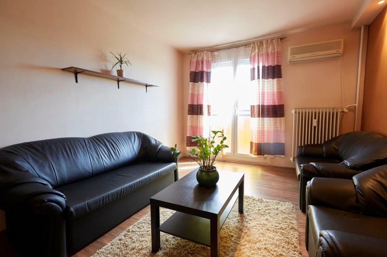 بيتْش Egyetemvaros - A. Apartman المظهر الخارجي الصورة
